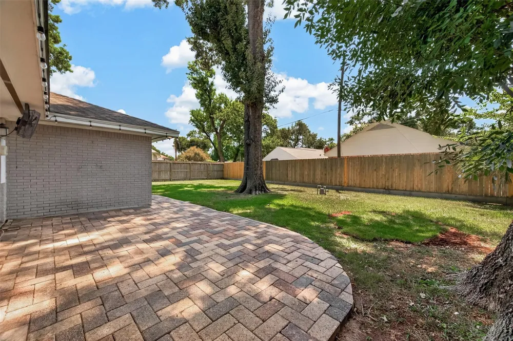 5107 Poinciana Drive Houston, TX 77092