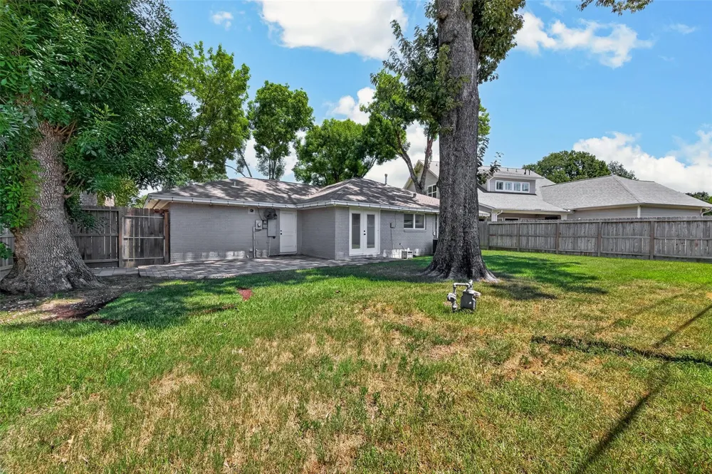 5107 Poinciana Drive Houston, TX 77092