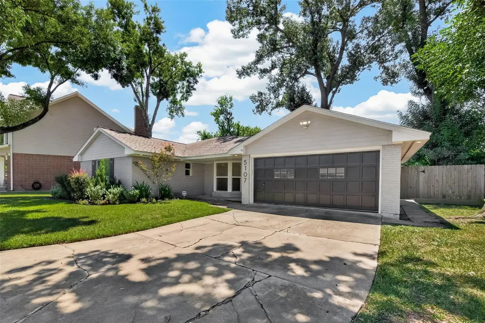 5107 Poinciana Drive Houston, TX 77092