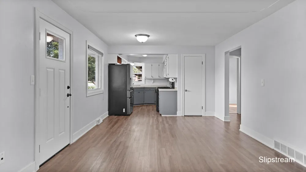 7576 12th Avenue Jenison, MI 49428