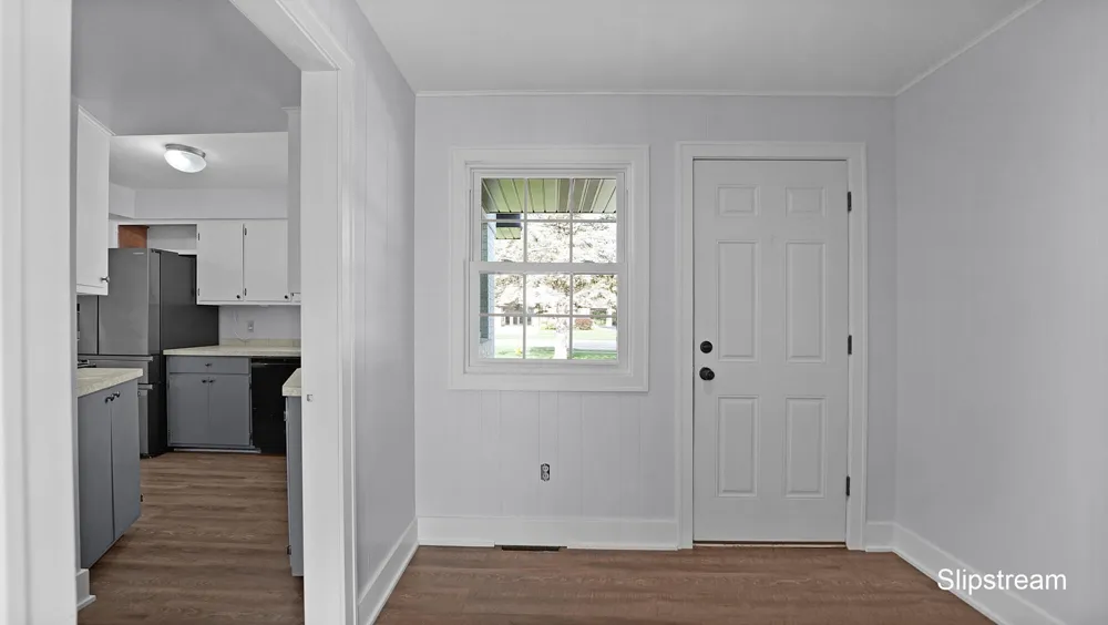 7576 12th Avenue Jenison, MI 49428