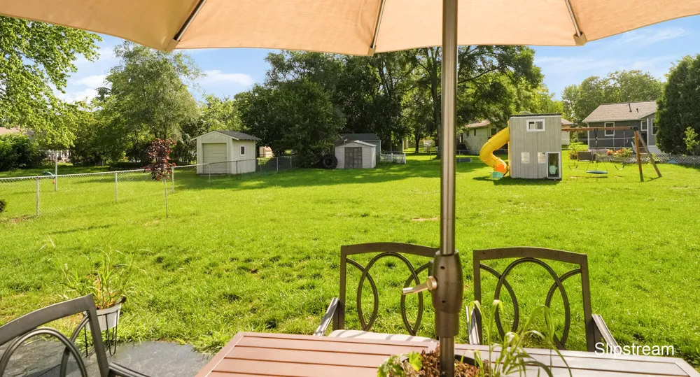 7576 12th Avenue Jenison, MI 49428