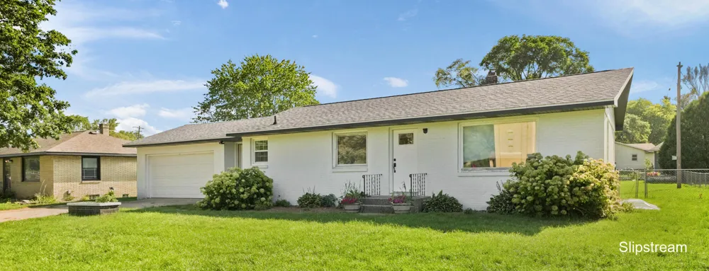 7576 12th Avenue Jenison, MI 49428