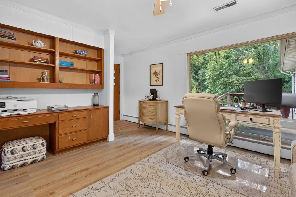 3712 S Pipestone Road Sodus, MI 49126
