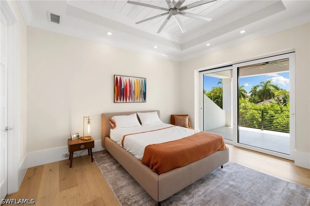 Crayton Road Naples, FL 34103
