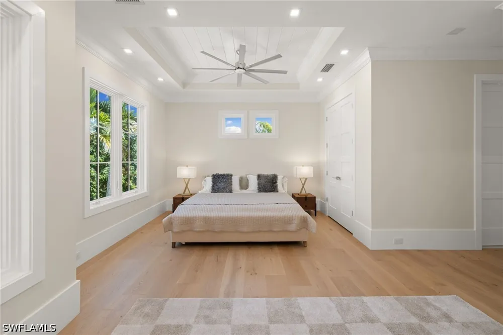 Crayton Road Naples, FL 34103