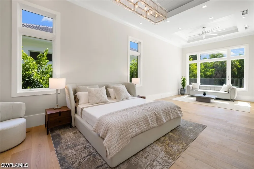 Crayton Road Naples, FL 34103