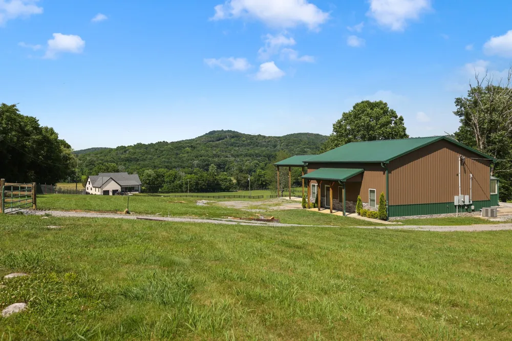 3735 Holmes Gap Rd Watertown, TN 37184