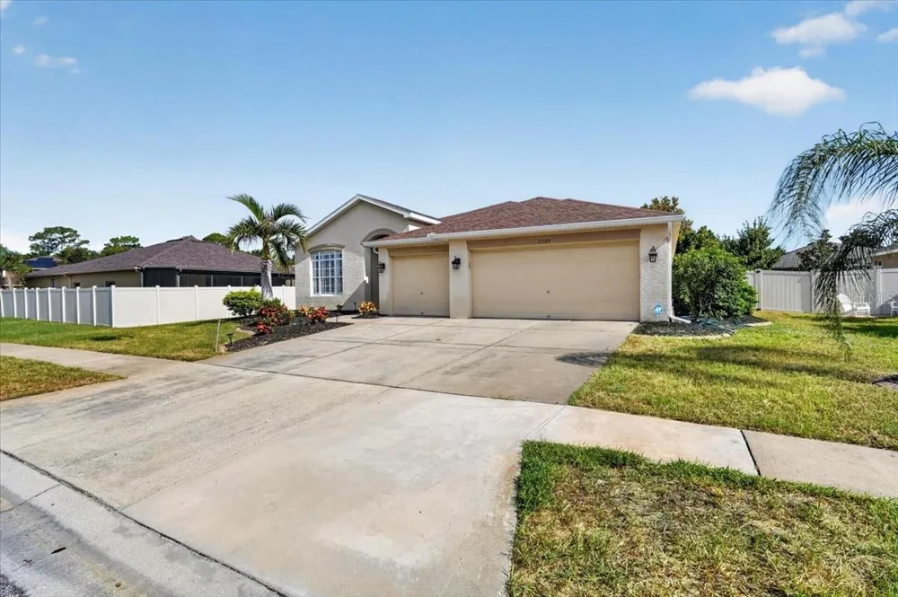2309 SWORDFISH AVENUE Holiday, FL 34691