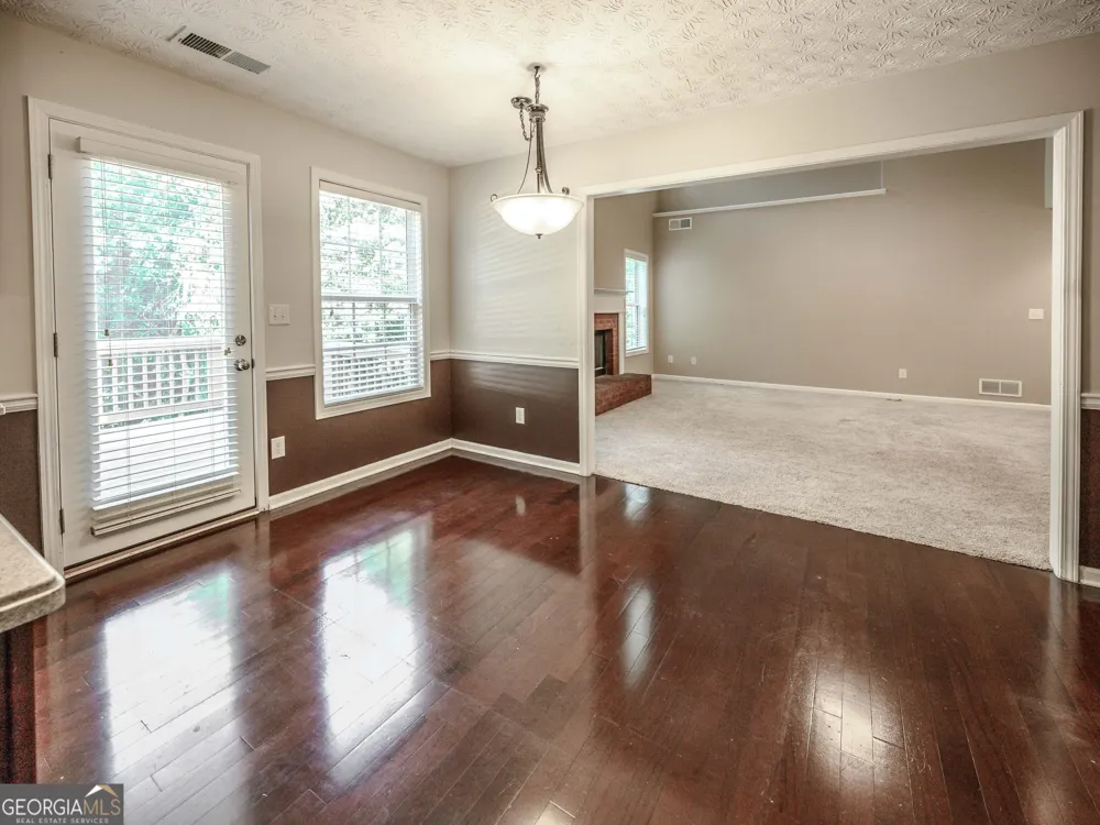 529 Plantation Creek DR Loganville, GA 30052