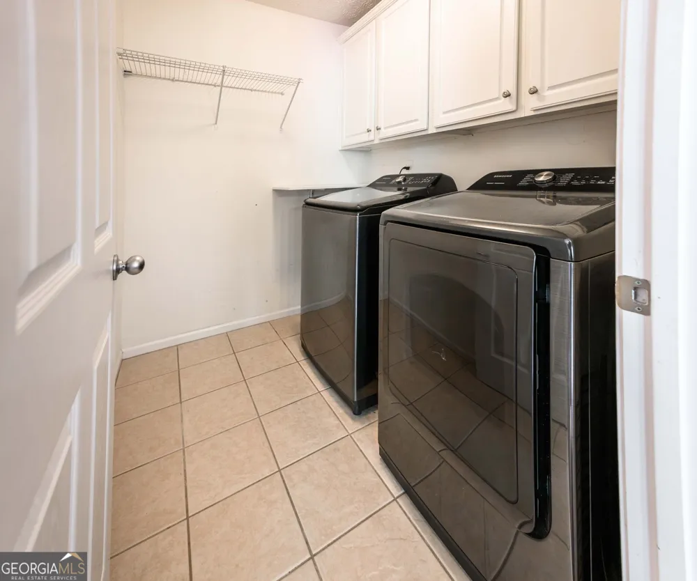 529 Plantation Creek DR Loganville, GA 30052