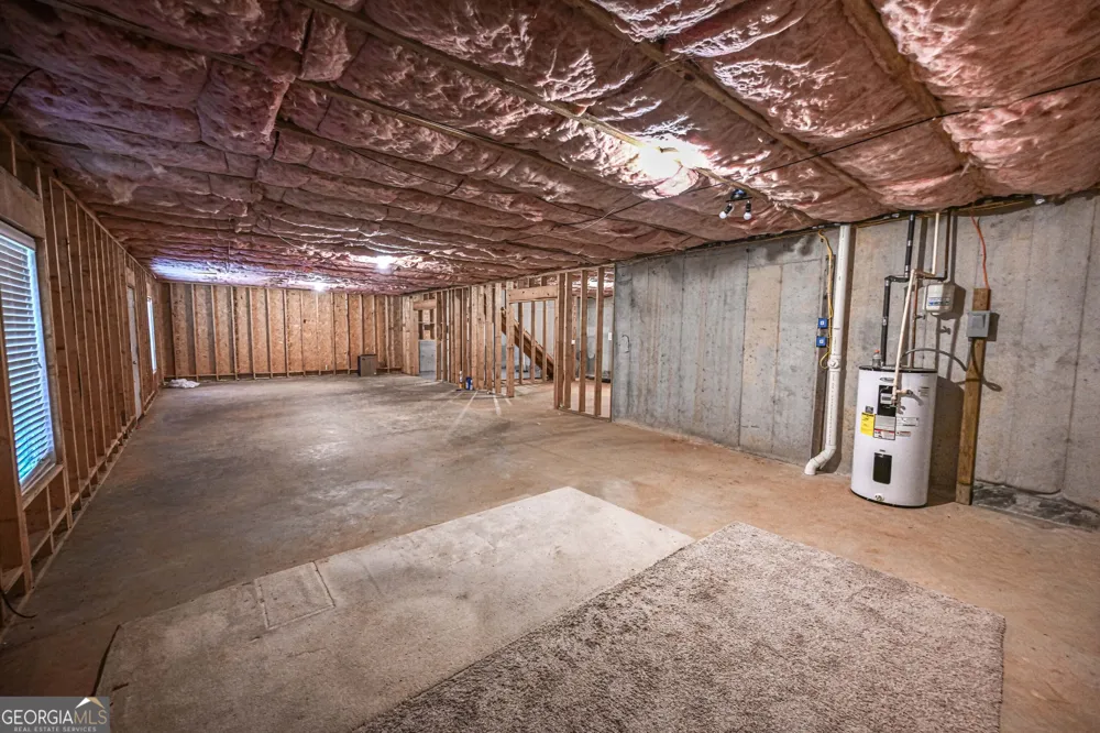 529 Plantation Creek DR Loganville, GA 30052