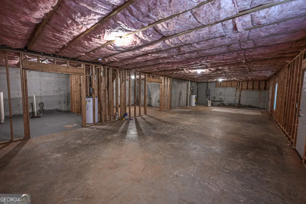 529 Plantation Creek DR Loganville, GA 30052