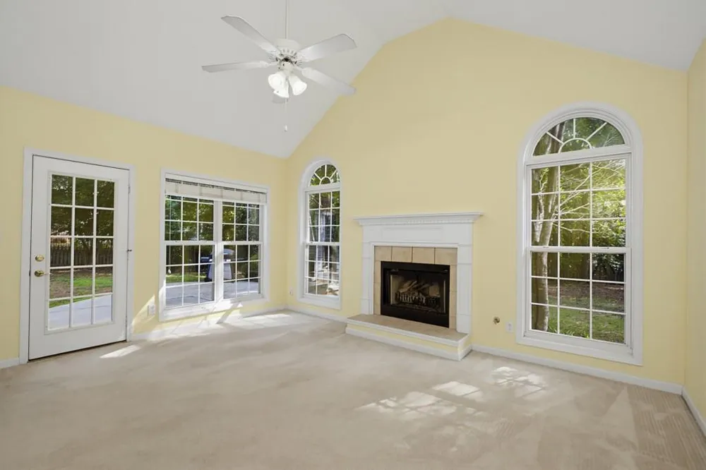 110 Brookstone Crest Newnan, GA 30265