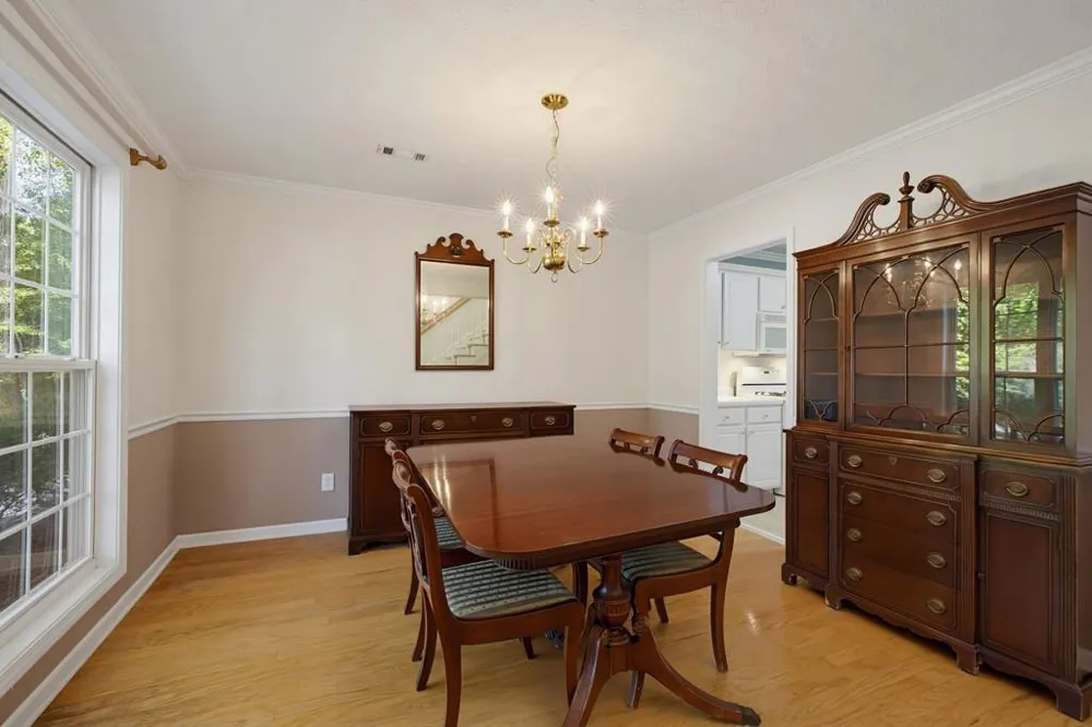 110 Brookstone Crest Newnan, GA 30265