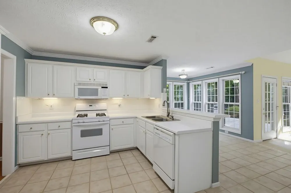 110 Brookstone Crest Newnan, GA 30265
