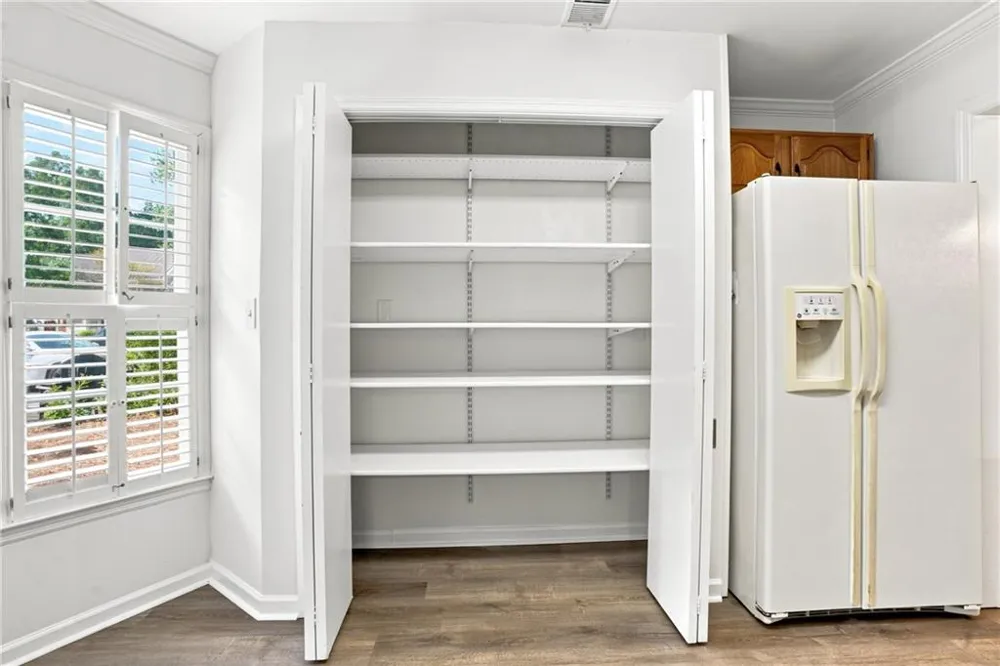 599 Saint James Walk SE Marietta, GA 30067