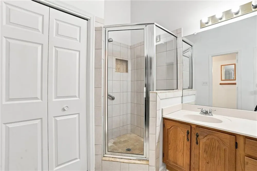 599 Saint James Walk SE Marietta, GA 30067