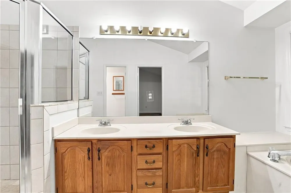 599 Saint James Walk SE Marietta, GA 30067