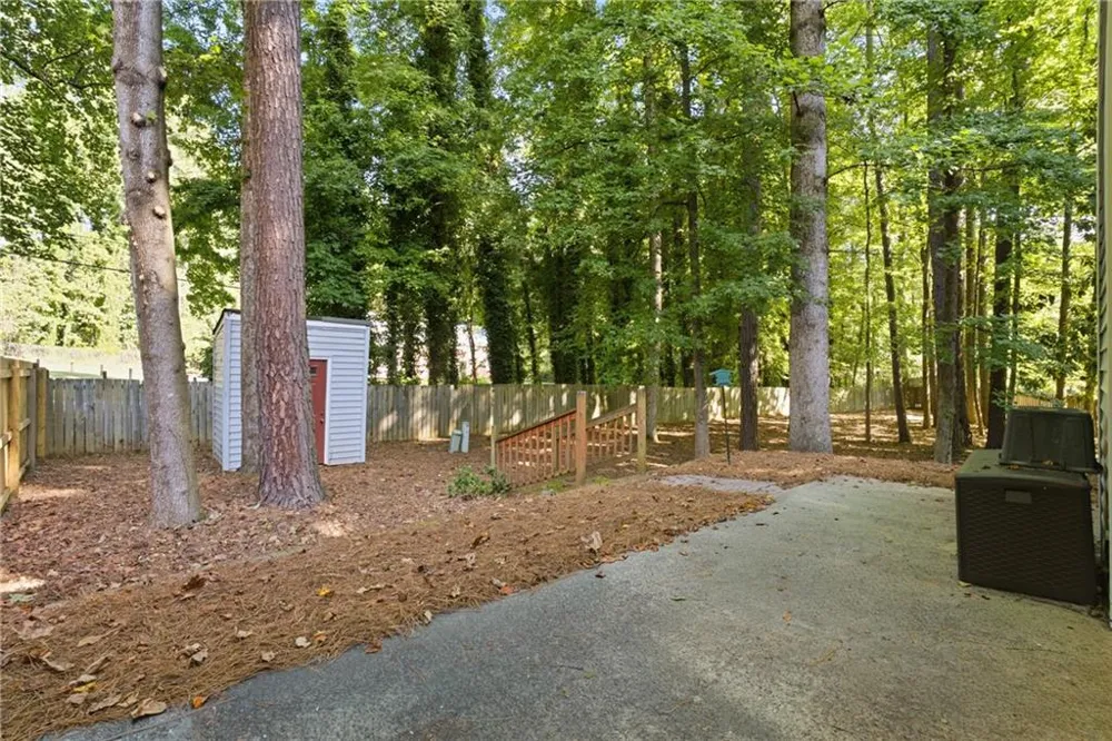 599 Saint James Walk SE Marietta, GA 30067