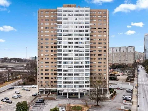 215 Piedmont Avenue NE #702
