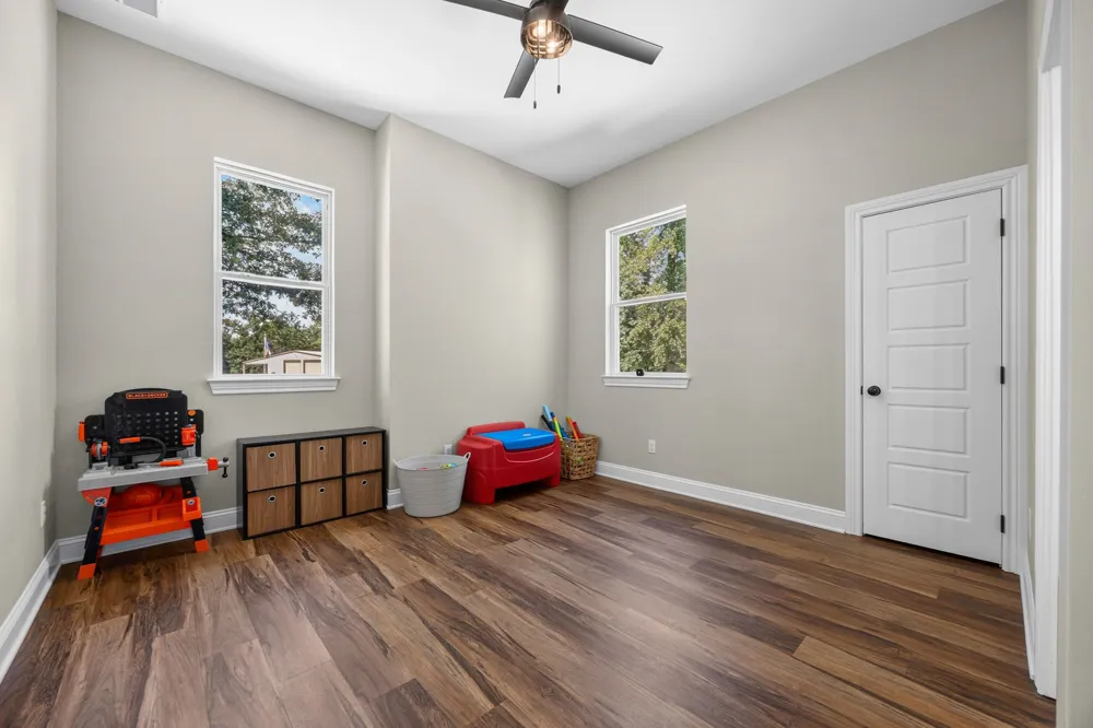 222 Rs County Road 4269 Emory, TX 75440
