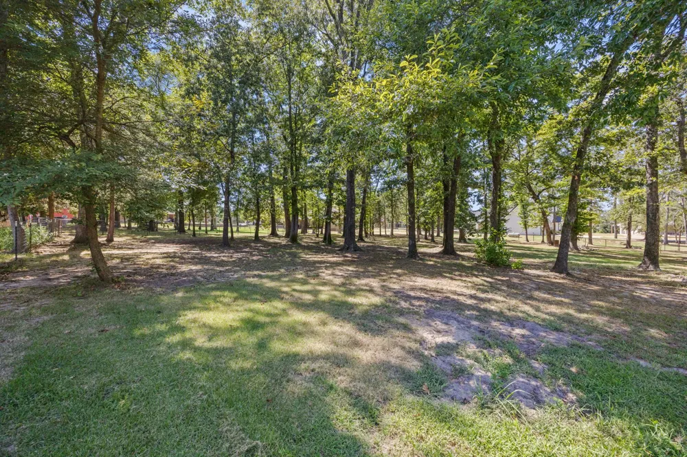 222 Rs County Road 4269 Emory, TX 75440
