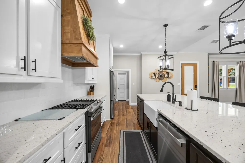 222 Rs County Road 4269 Emory, TX 75440