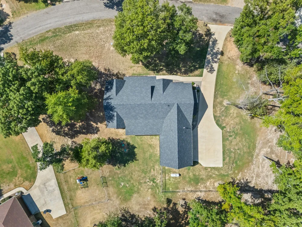 222 Rs County Road 4269 Emory, TX 75440