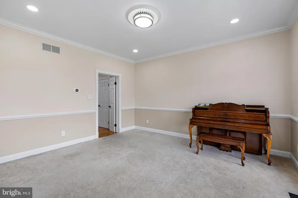 19 WITHERS WAY Hockessin, DE 19707