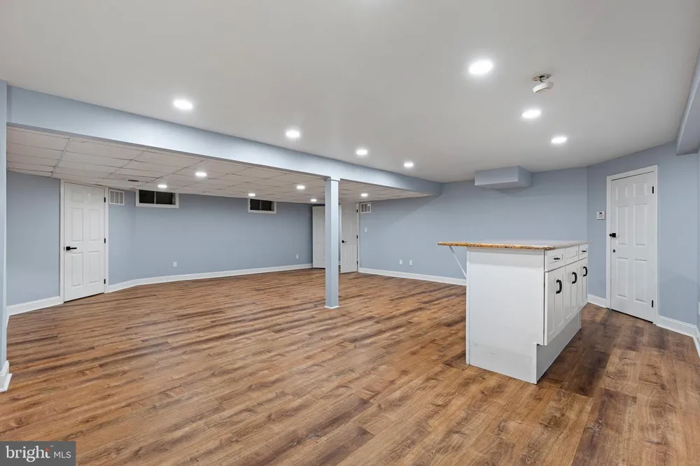 19 WITHERS WAY Hockessin, DE 19707