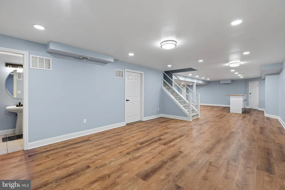 19 WITHERS WAY Hockessin, DE 19707