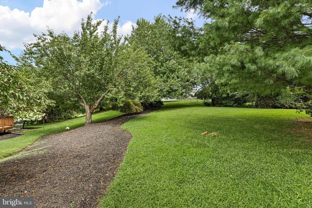 19 WITHERS WAY Hockessin, DE 19707