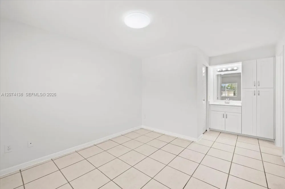3610 56th Ave #219 Hollywood, FL 33021
