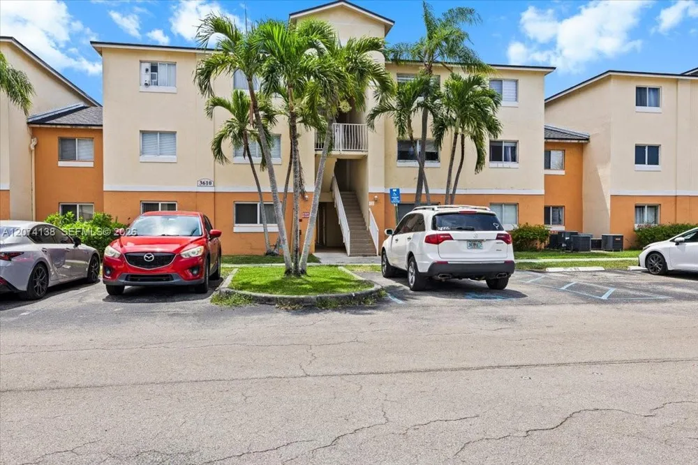 3610 56th Ave #219 Hollywood, FL 33021