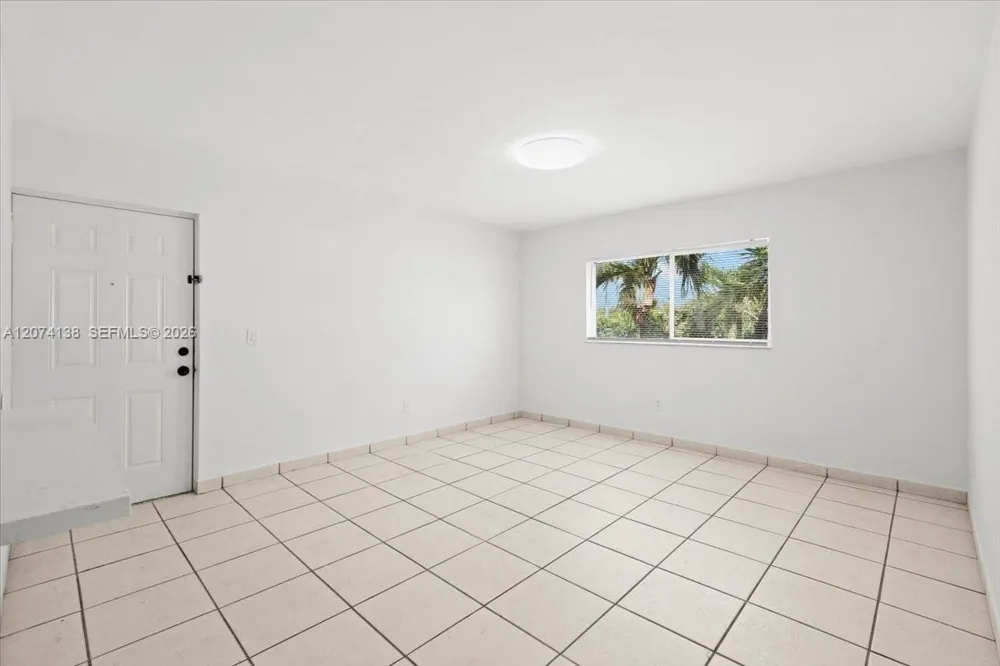 3610 56th Ave #219 Hollywood, FL 33021