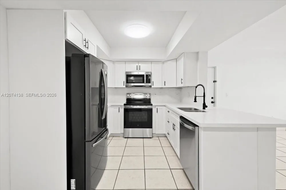 3610 56th Ave #219 Hollywood, FL 33021