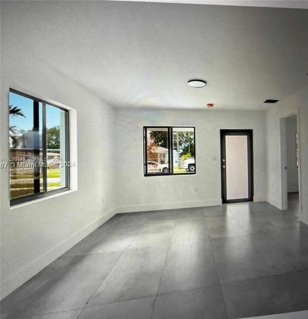 2421 NW 152nd Ter Miami Gardens, FL 33054