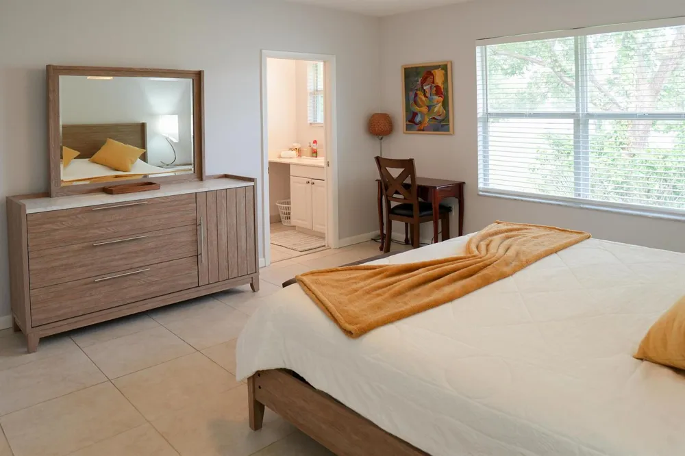 821 SW 13TH COURT Pompano Beach, FL 33060