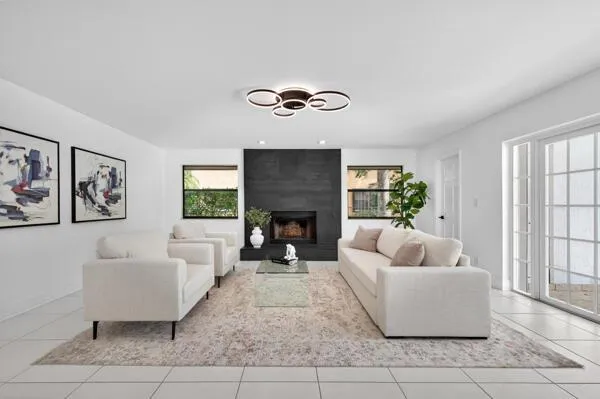 5510 W CASTLEGATE AVENUE Davie, FL 33331