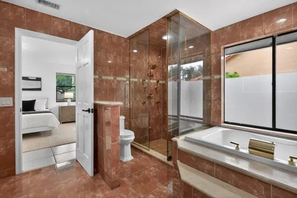 5510 W CASTLEGATE AVENUE Davie, FL 33331