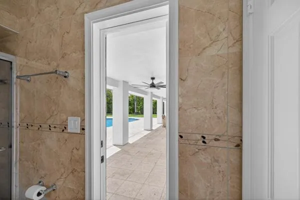 5510 W CASTLEGATE AVENUE Davie, FL 33331
