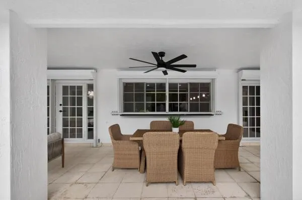 5510 W CASTLEGATE AVENUE Davie, FL 33331