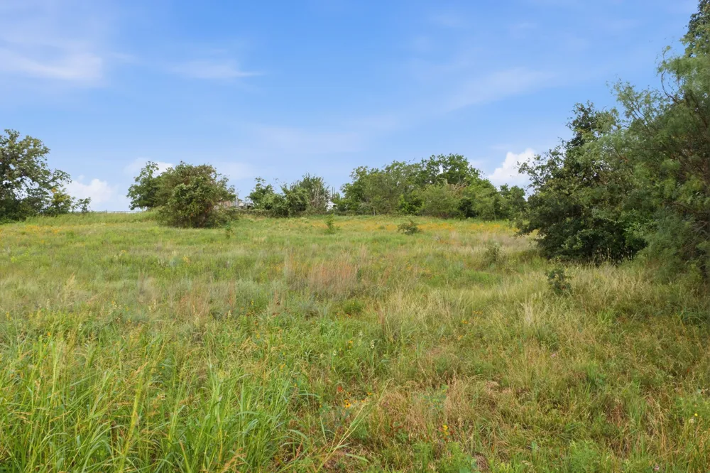 5019 Fm 2123 Paradise, TX 76073