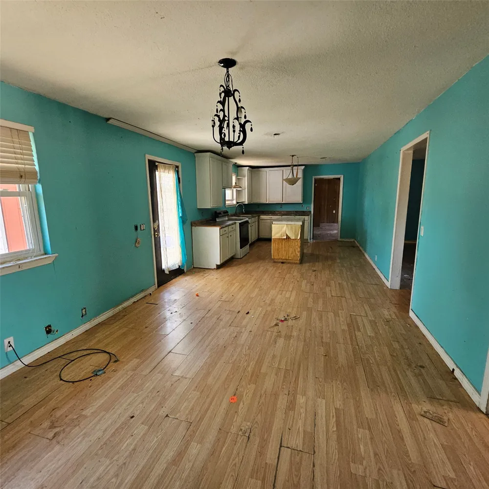 5019 Fm 2123 Paradise, TX 76073