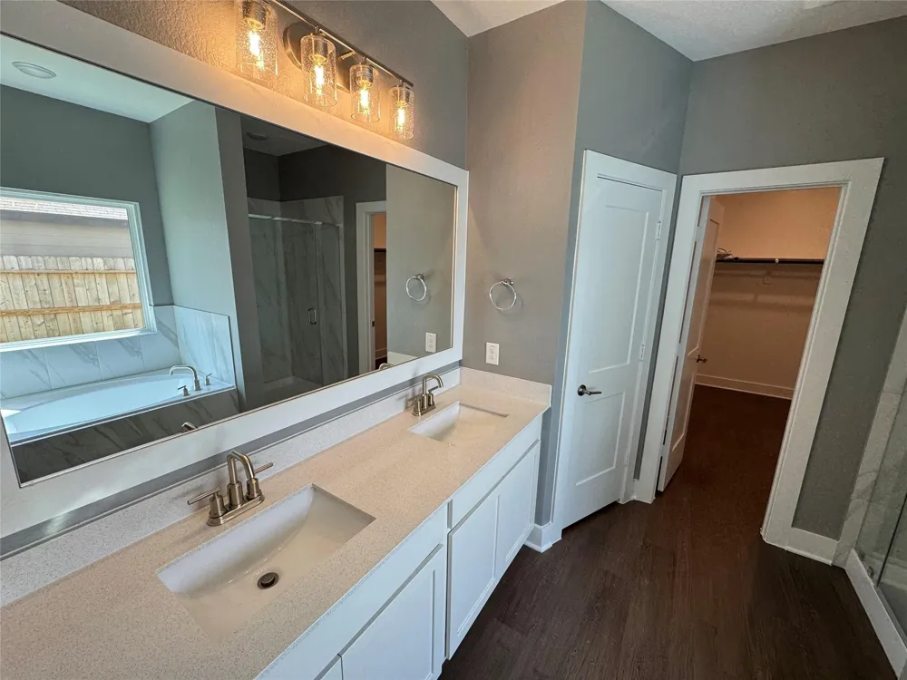 1710 Serenity Moon Drive Crosby, TX 77532
