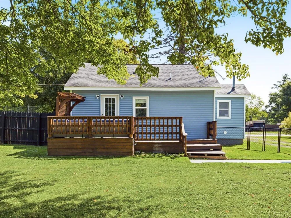 1827 Marlette Road Kimball, MI 48074