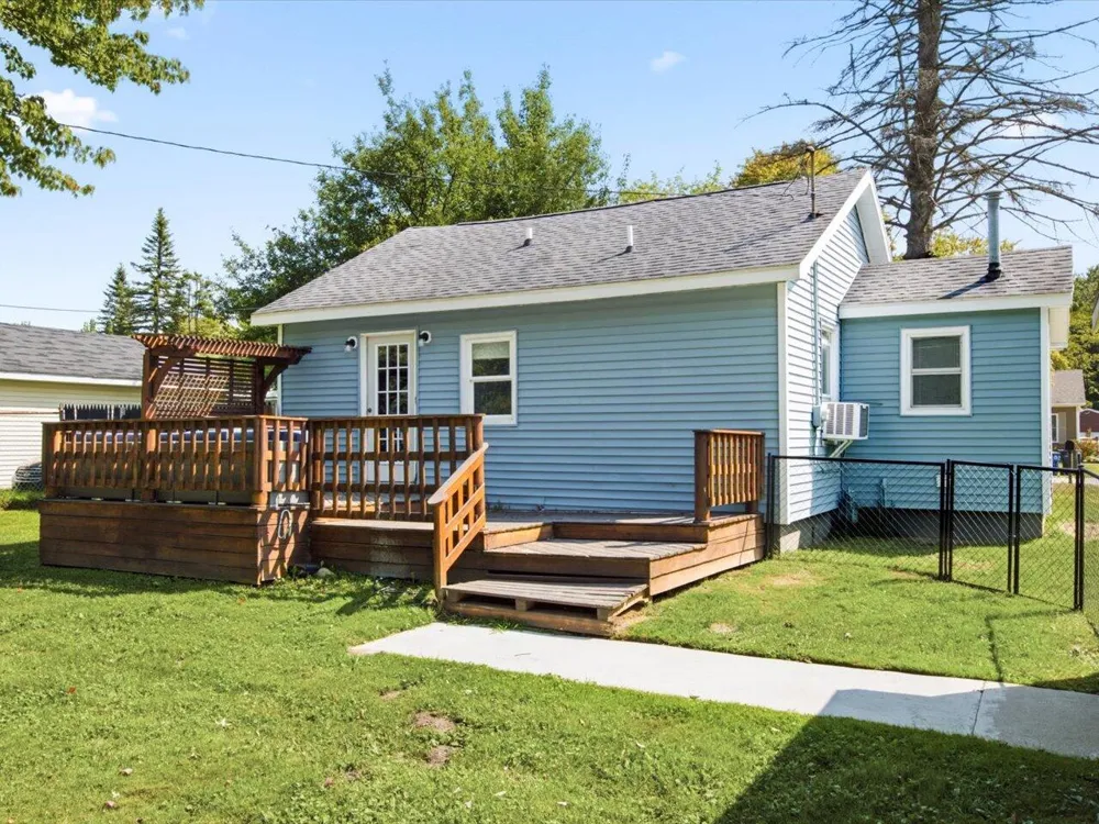 1827 Marlette Road Kimball, MI 48074