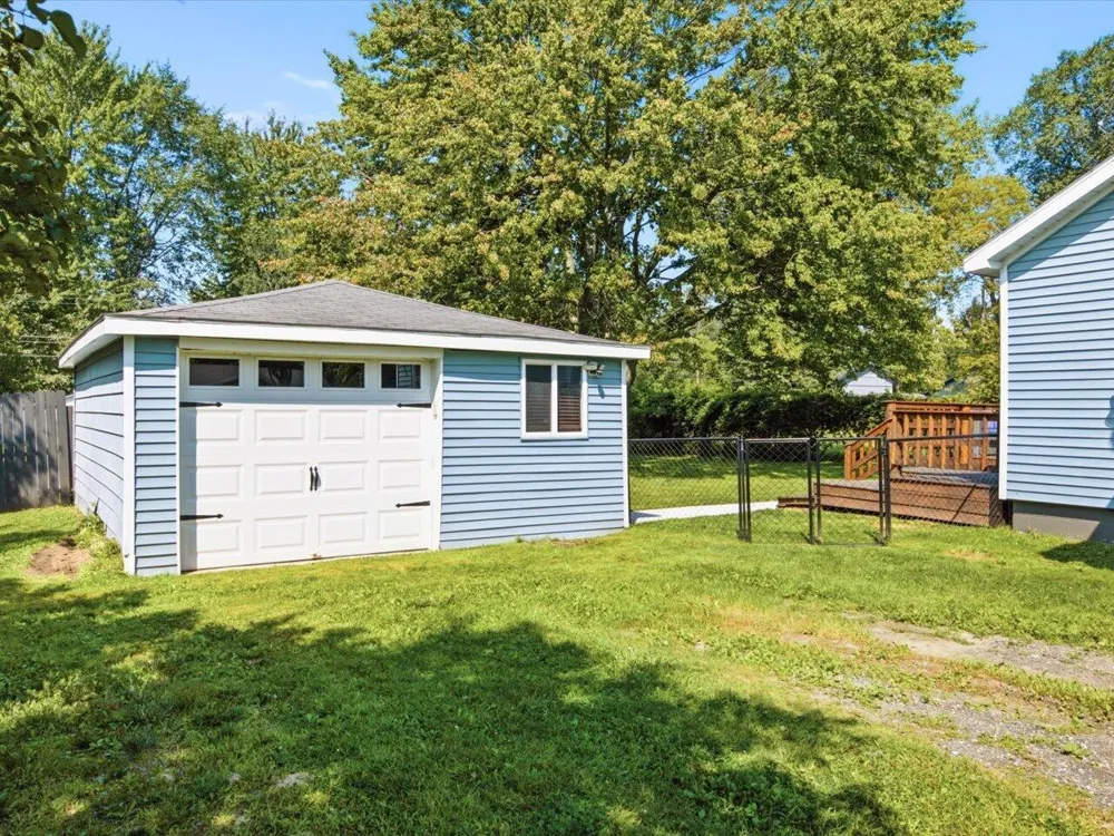 1827 Marlette Road Kimball, MI 48074