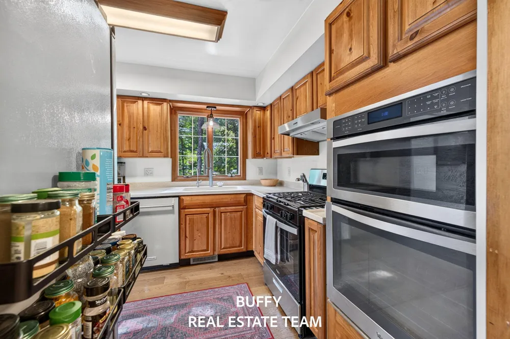 2200 Trillium Lane Grand Rapids, MI 49534